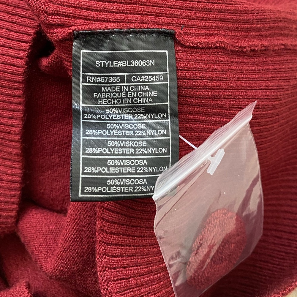 BB DAKOTA | Steve Madden Dolman Sleeve Sweater Small - Picture 5 of 11